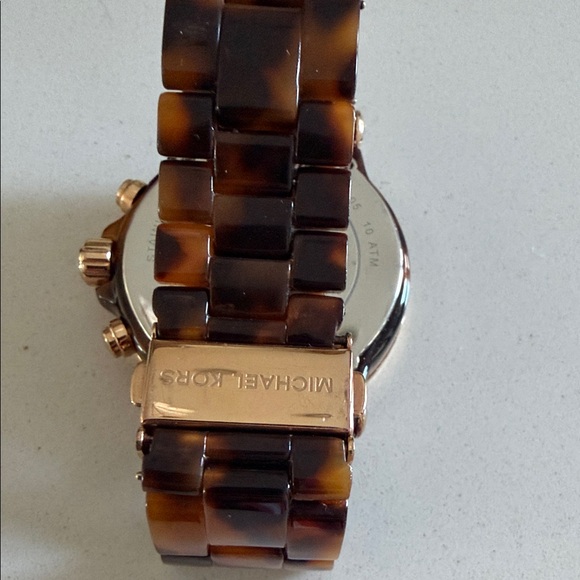 Michael Kors Tortoise and Gold Watch - Picture 6 of 6